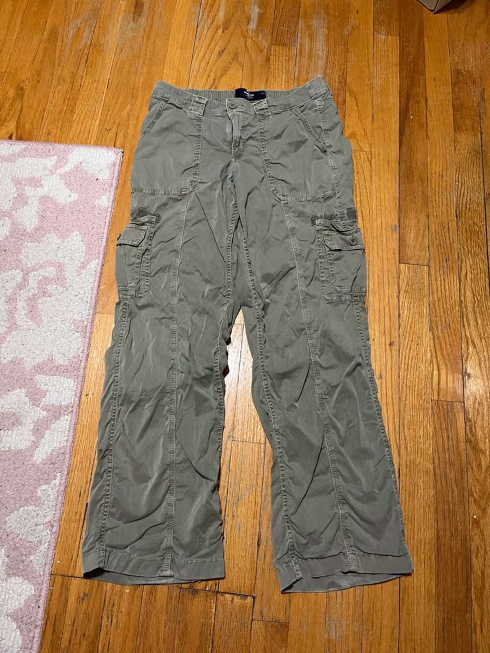hollister green cargo pants